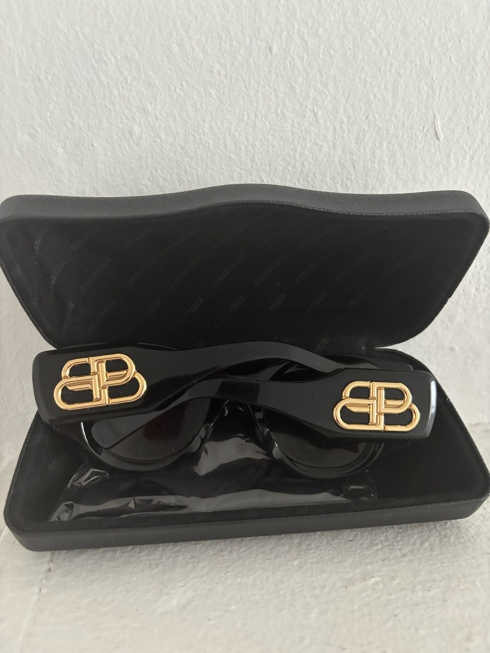 Balenciaga Black Sunglasses with Gold BB Emblems - Picture 3 of 4